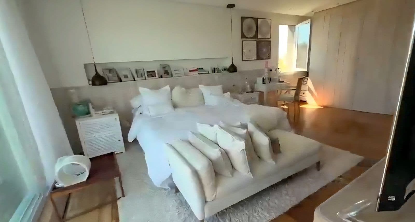 Furnished House for Rent on a Double Lot with Heated Pool and Lake View at El Golf Nordelta, Tigre