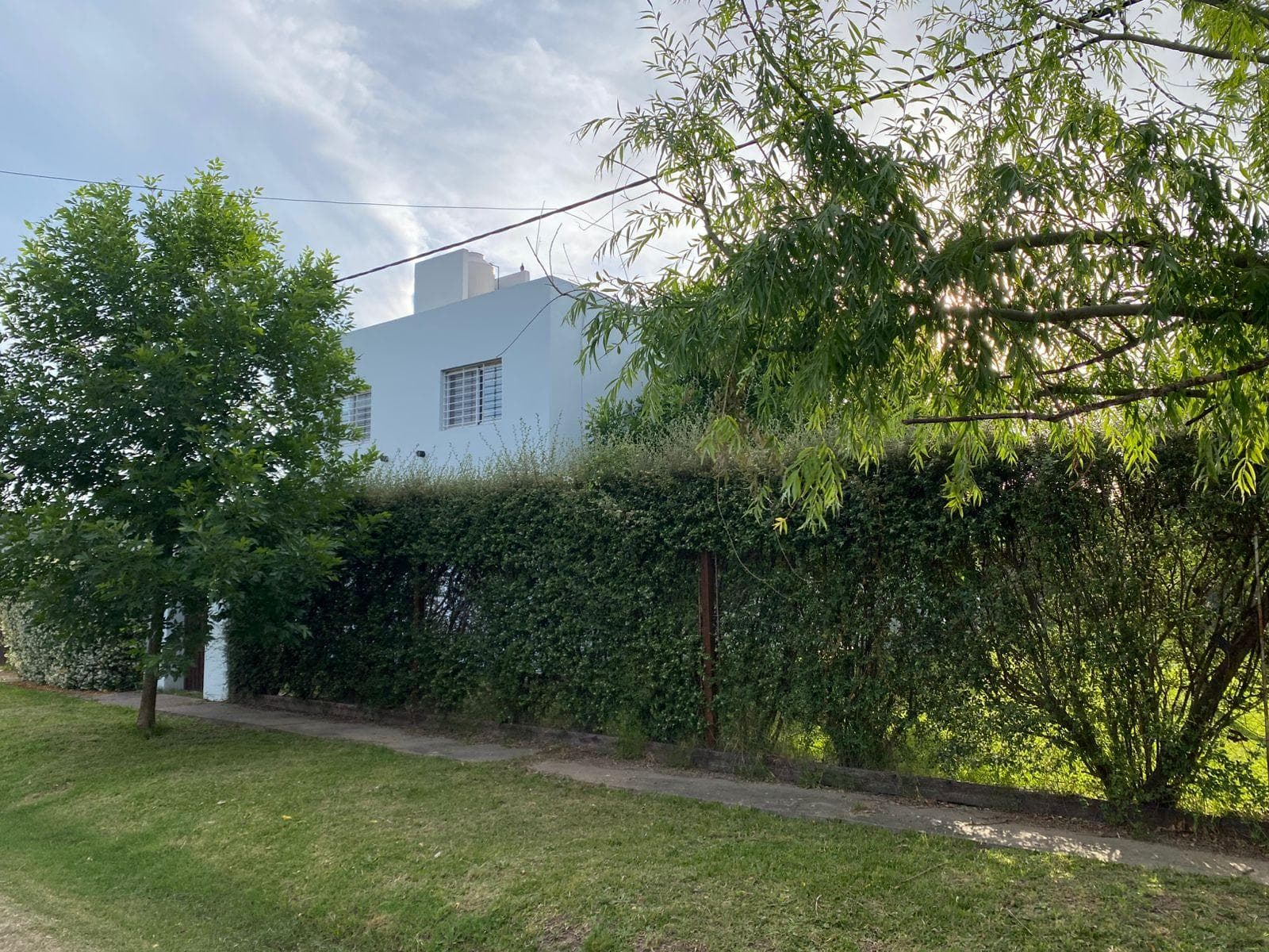 Three-bedroom house plus a versatile room, Tierra de Sueños 2, QUALIFIES FOR A LOAN.