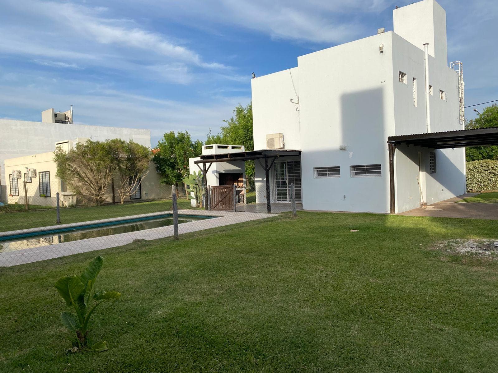 Three-bedroom house plus a versatile room, Tierra de Sueños 2, QUALIFIES FOR A LOAN.