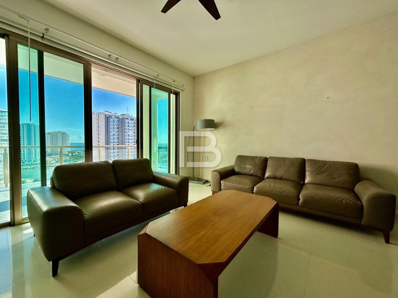 Apartment for Sale in Puerto Cancún, Hotel Zone