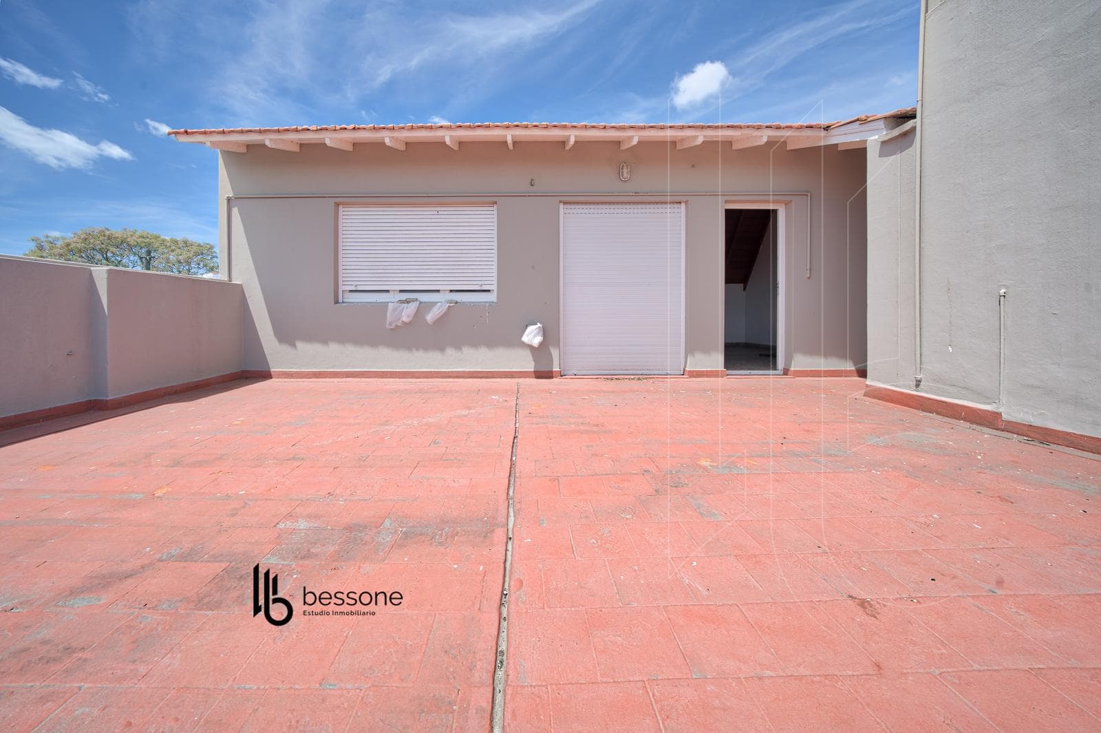 3-Bedroom Home with Garage and Barbecue Area in Perla Norte—Eligible for Financing