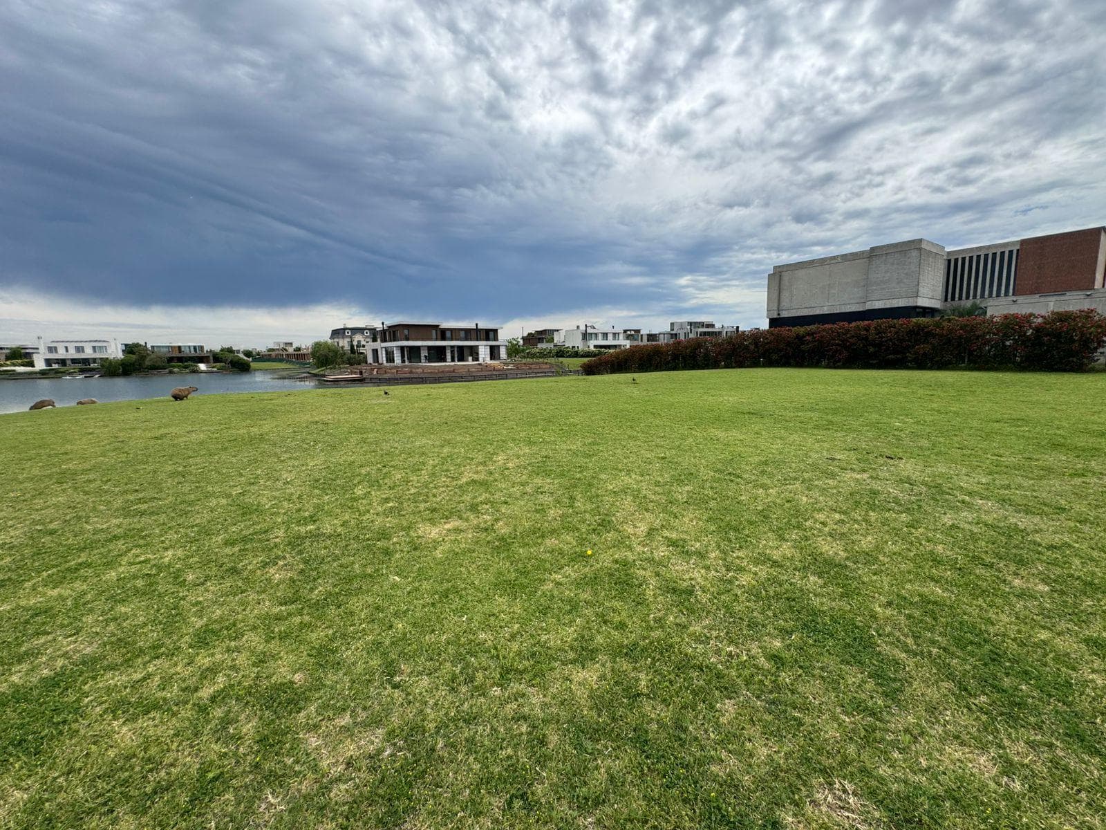Lakeside Lot for Sale - Virazón
