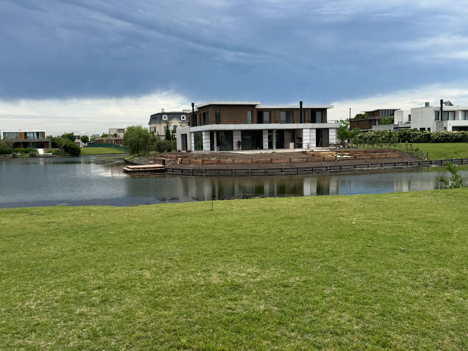 Lakeside Lot for Sale - Virazón