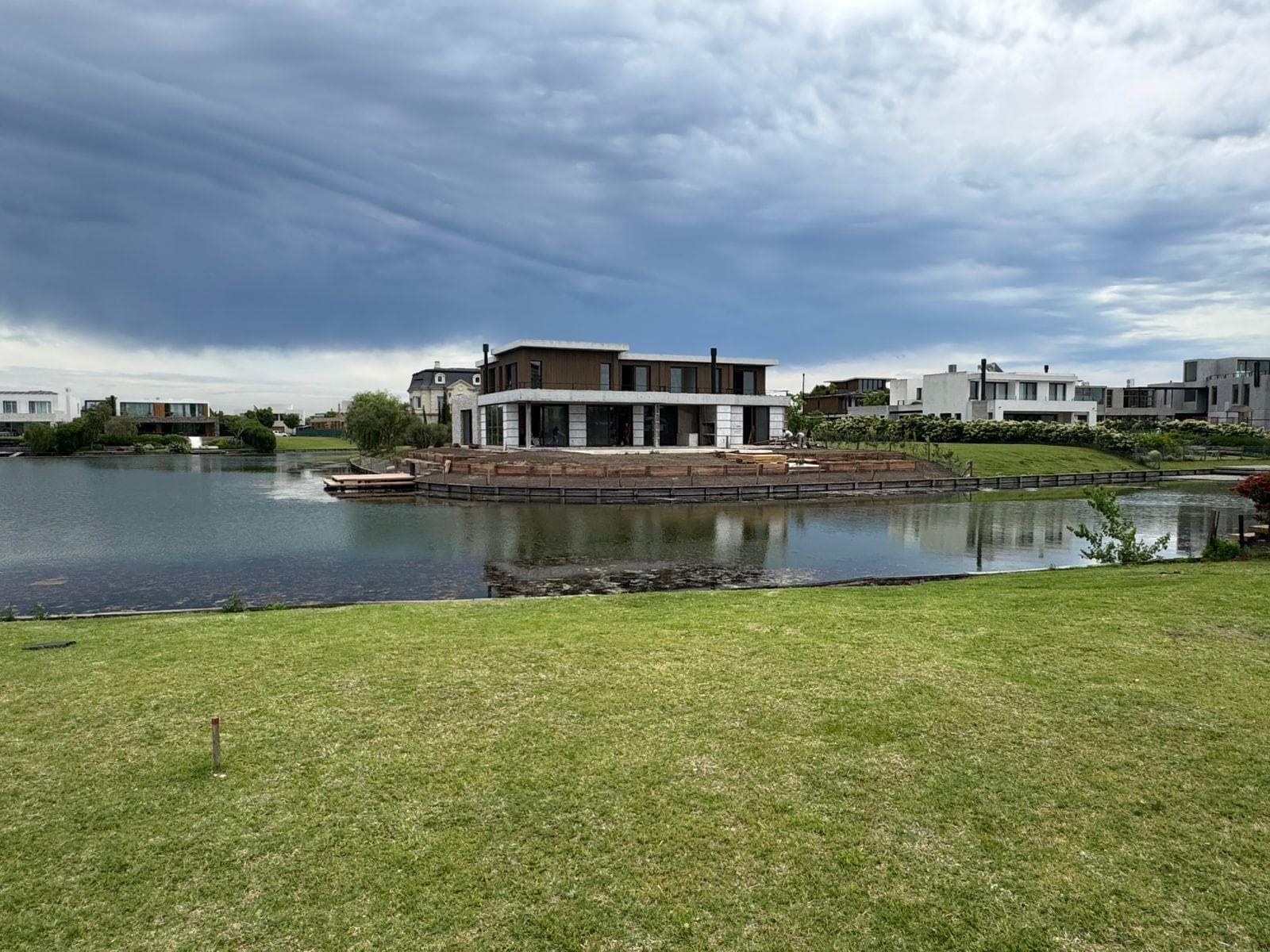 Lakeside Lot for Sale - Virazón