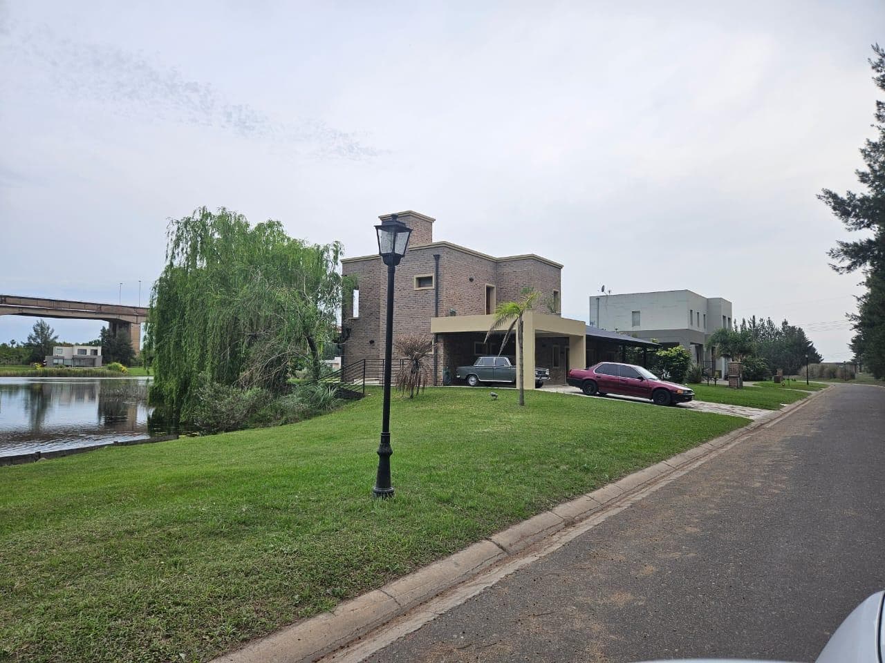 House with Garden and Pool for Sale - Estrella Federal - Campana