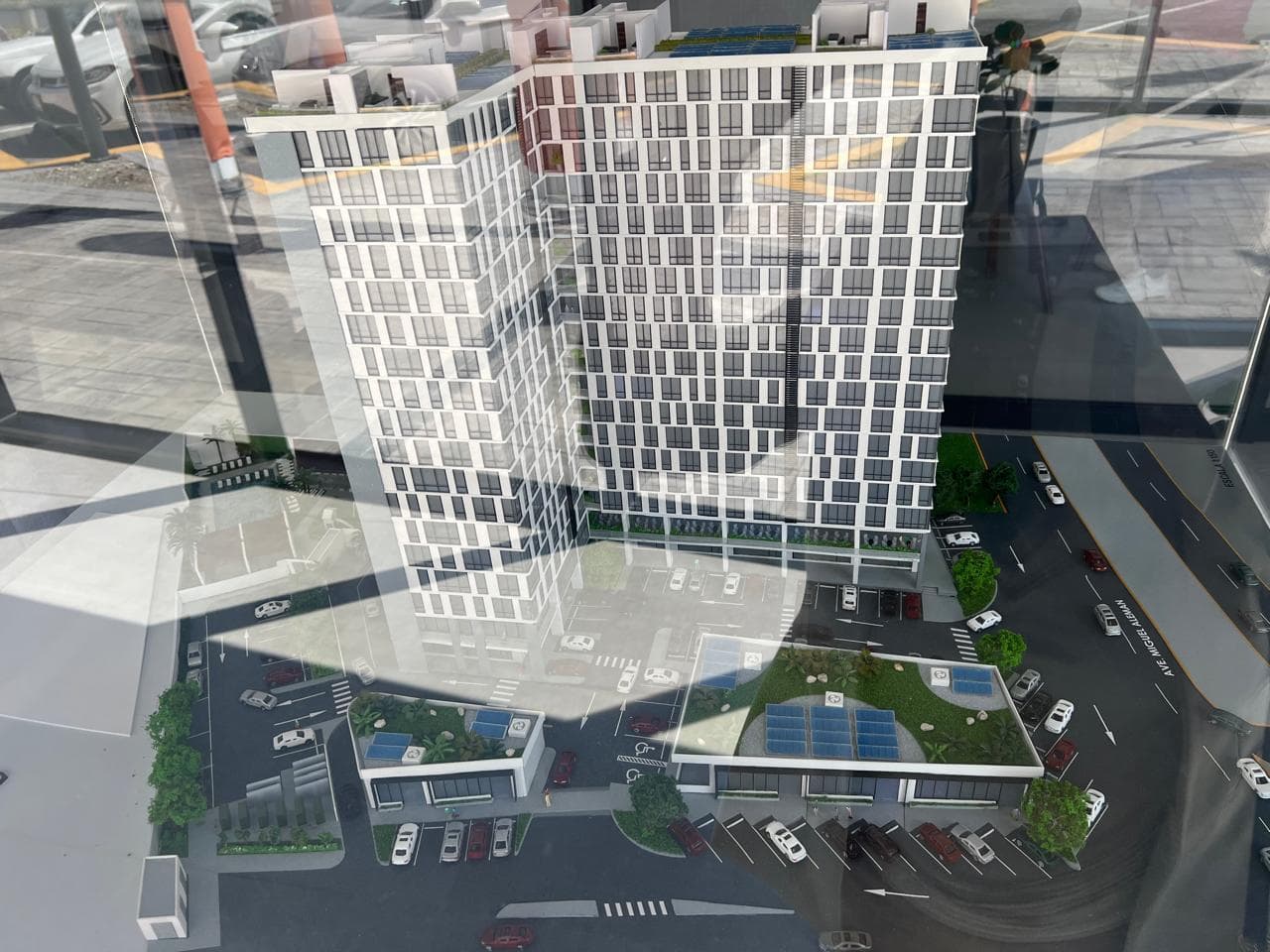 Apartment for Sale: LORETO APODACA TOWER