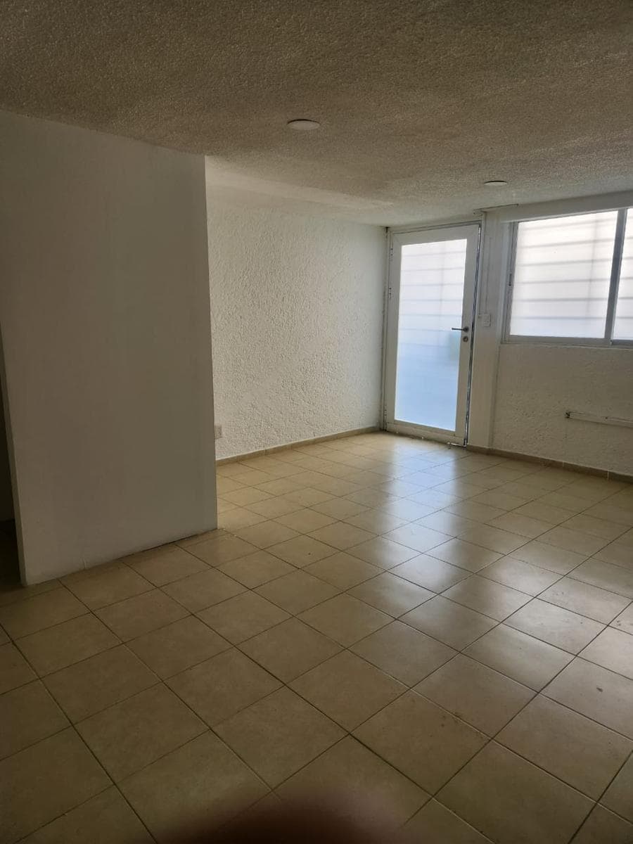 Commercial Space or Office for Sale or Rent in Granada