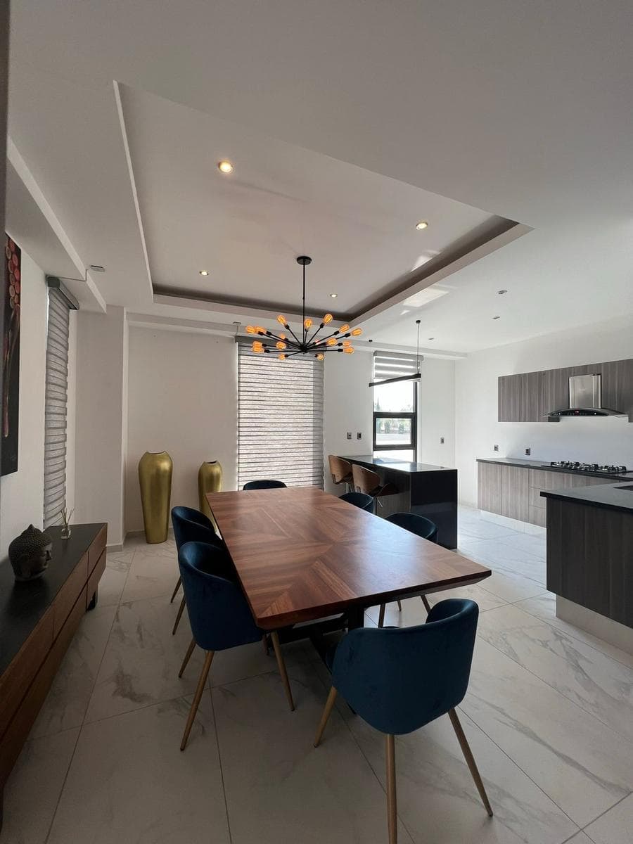 Apartment in the Las Cumbres Subdivision