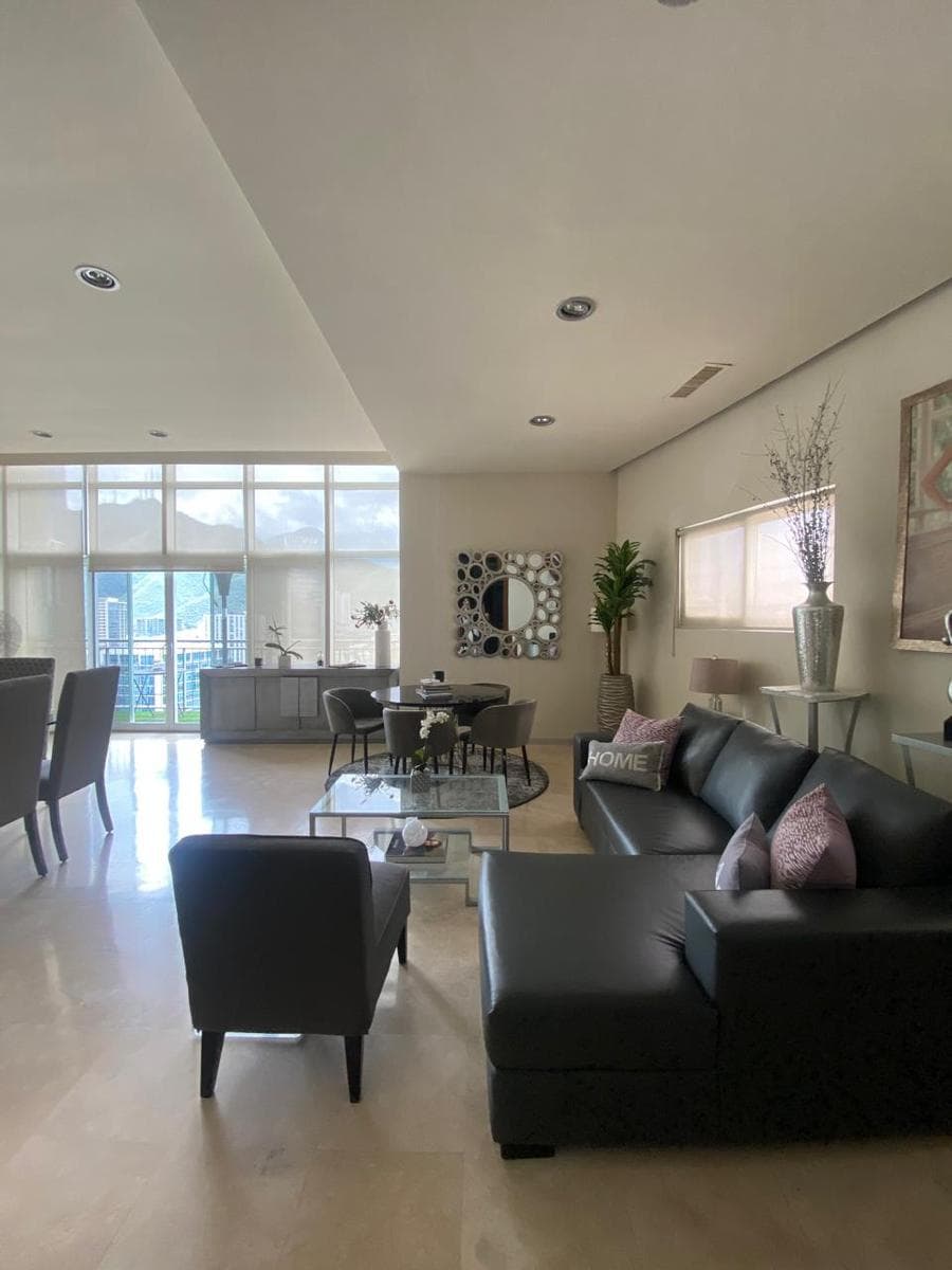 APARTMENT FOR SALE IN VALLE ORIENTE