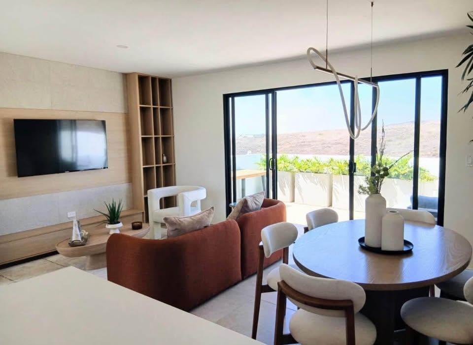House for Sale with Ocean View in the San Marino Residential Community