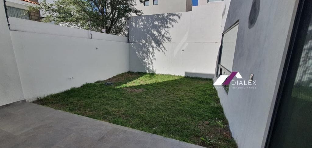 FOR SALE: House in the GRANADAS DE LADERAS Subdivision in Monterrey, CARRETERA NACIONAL - 4 Bedrooms