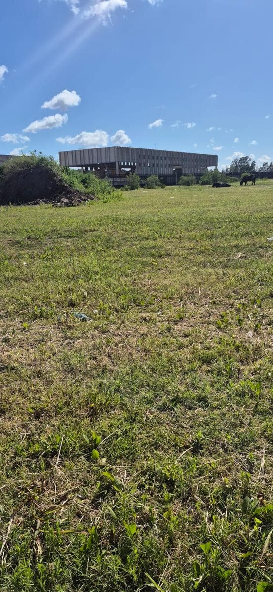 Lot on Av. Circunvalación - Colectora Juan Pablo II 4800, just a few meters from Uriburu