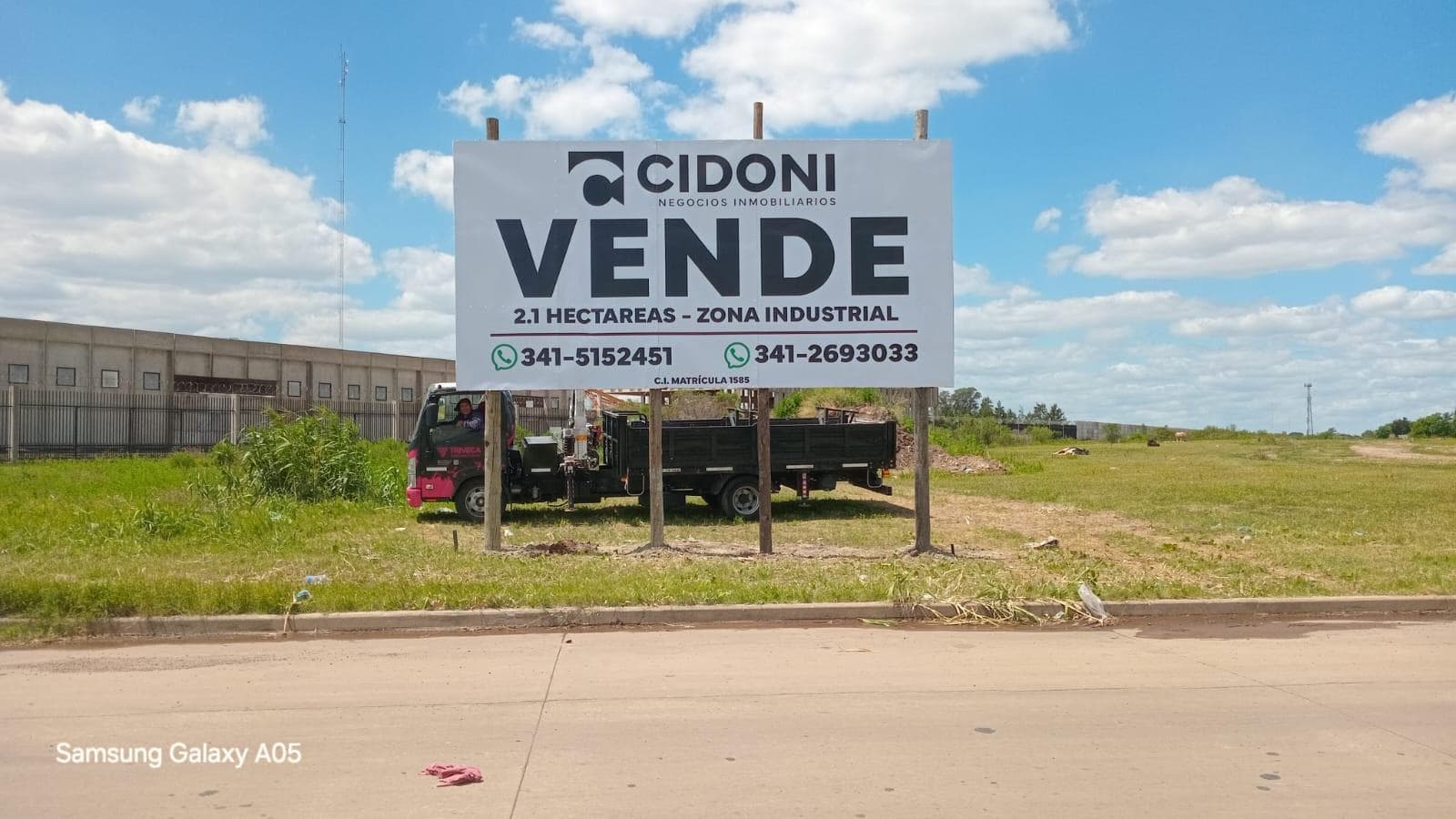 Lot on Av. Circunvalación - Colectora Juan Pablo II 4800, just a few meters from Uriburu