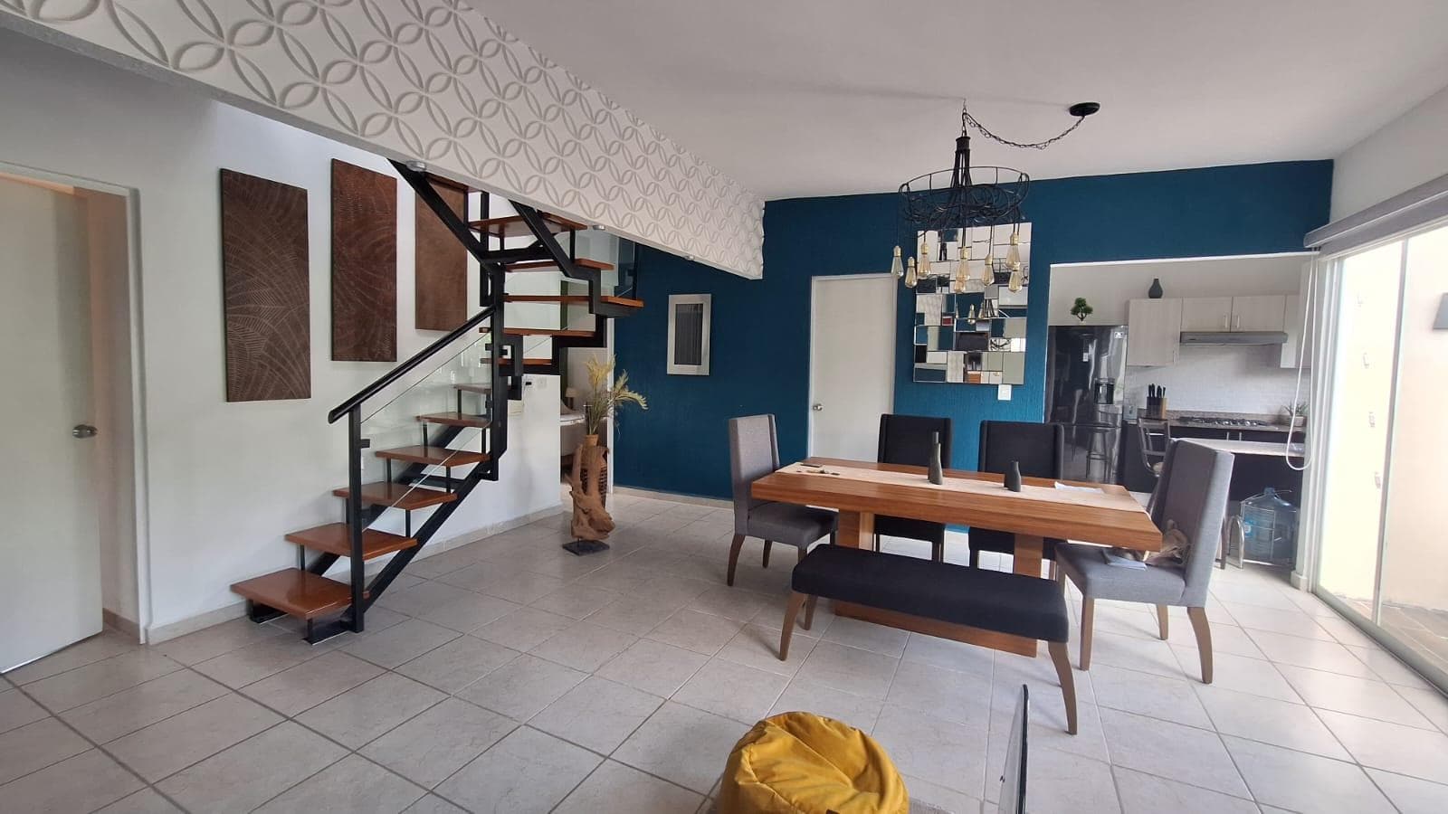 APARTMENT FOR SALE IN PLAYA DEL CARMEN