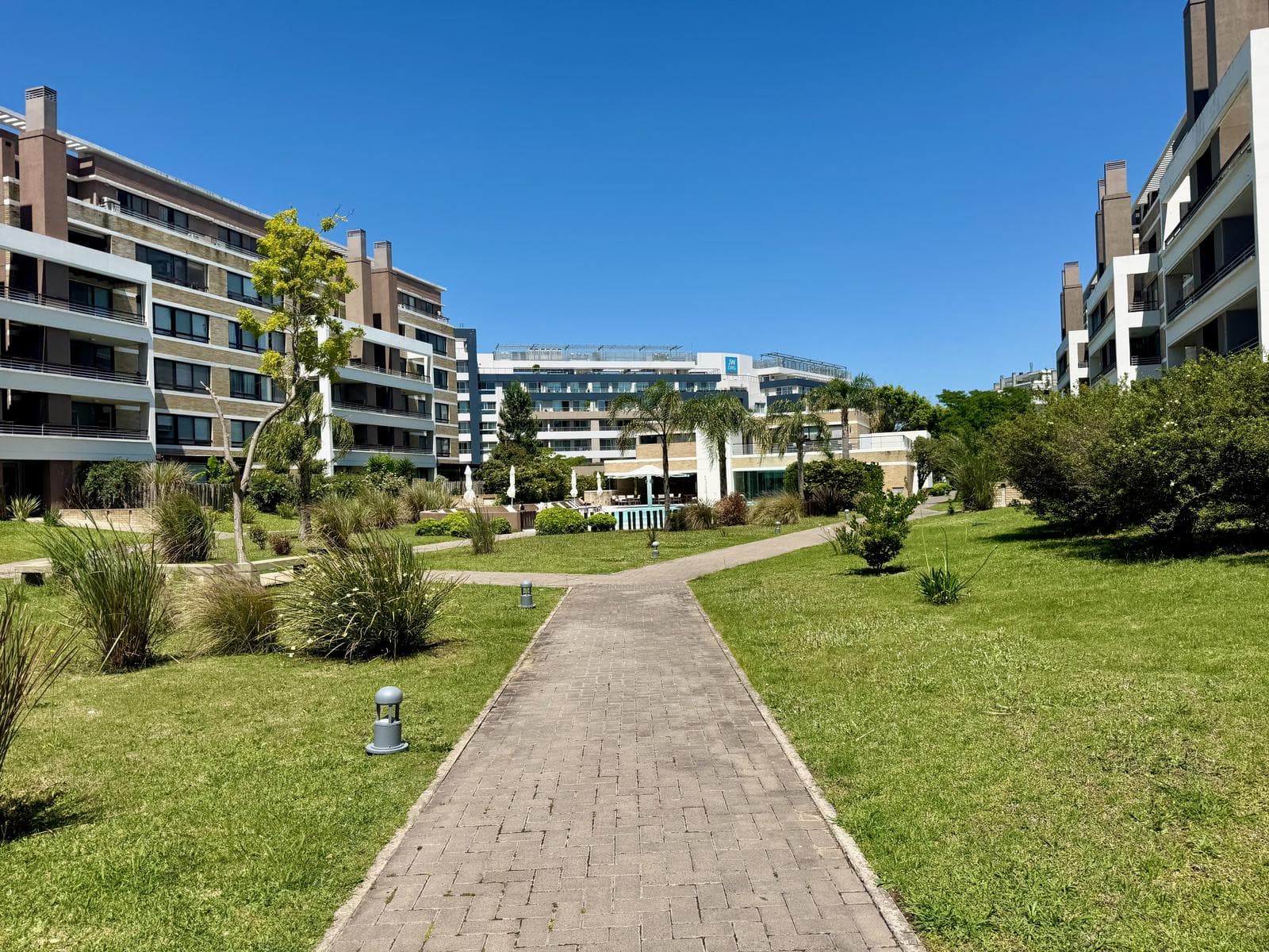 FOR RENT: Apartment in the NORDELTA Neighborhood—2 bedrooms, 1 parking space