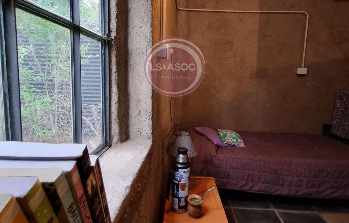 House for Sale in Carpintería · Las Pencas · Mountain-style design with plenty of light and nature