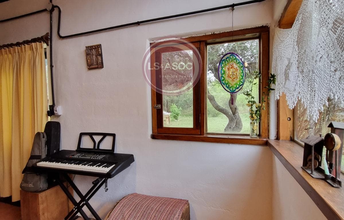 House for Sale in Carpintería · Las Pencas · Mountain-style design with plenty of light and nature