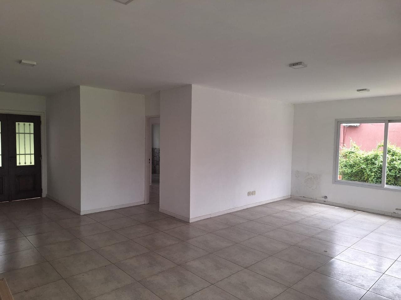GREAT OPPORTUNITY FOR MORTGAGE QUALIFICATION - House for Sale in Need of Renovation in Santa Teresa