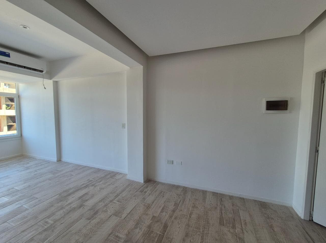 For Sale with Rent - 2-Bedroom Apartment with Garage at DELTA CENTER NORDELTA