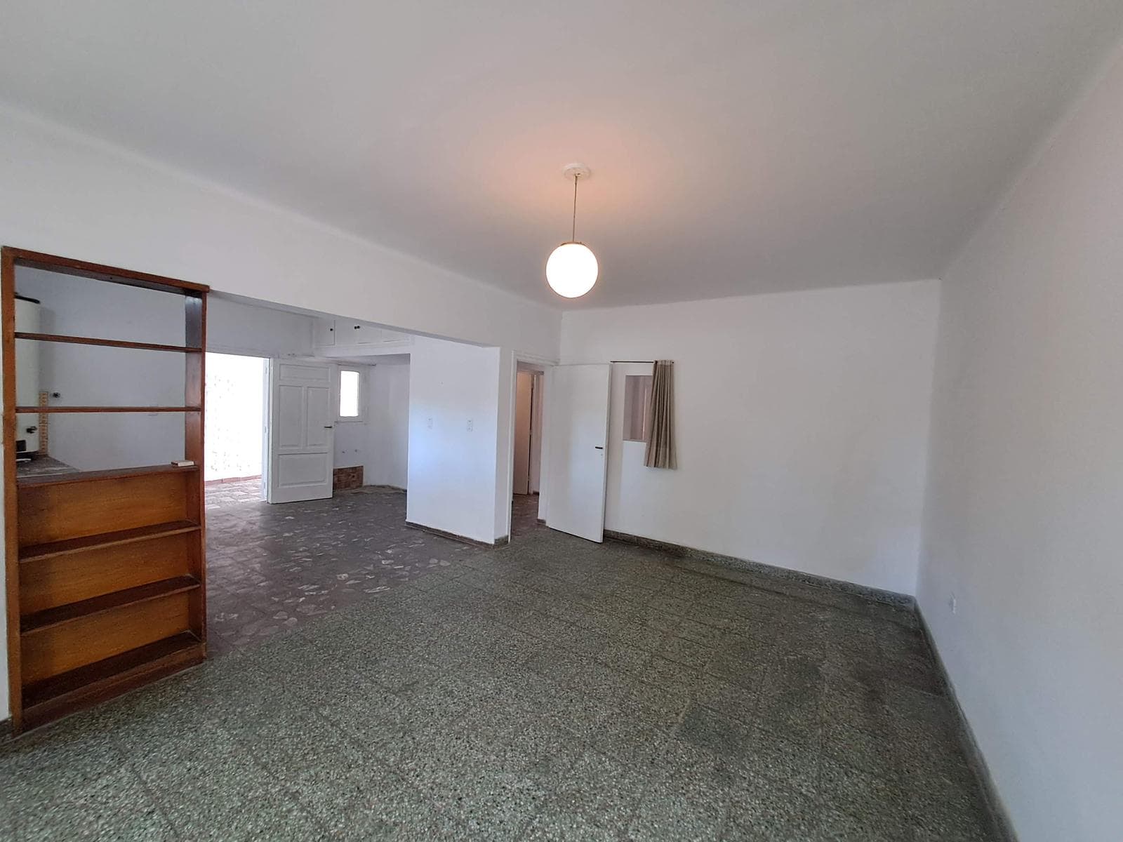 House for sale in Section 6 - large yard and garage - QUALIFIES FOR A LOAN