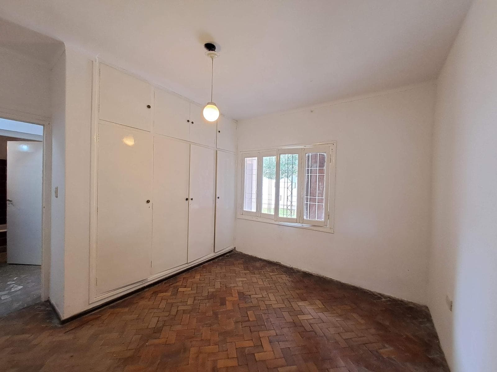 House for sale in Section 6 - large yard and garage - QUALIFIES FOR A LOAN