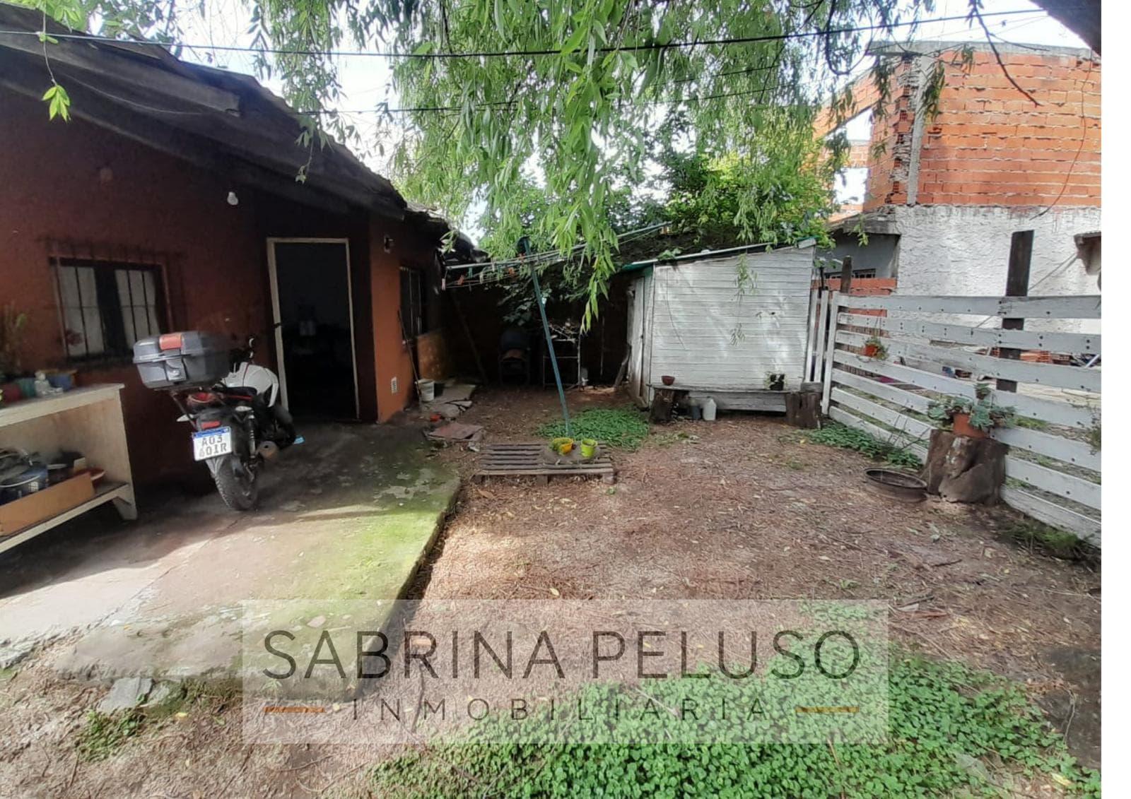 House in Moreno, just a few meters from Route 25 and the West Access Road