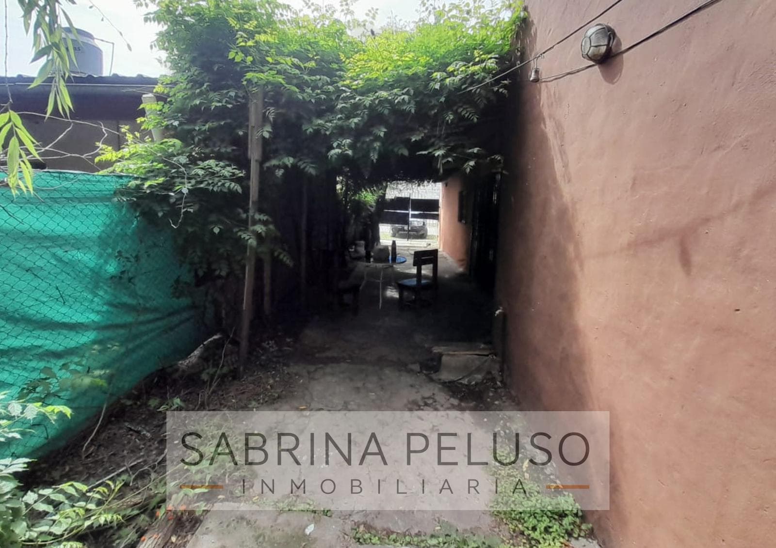 House in Moreno, just a few meters from Route 25 and the West Access Road