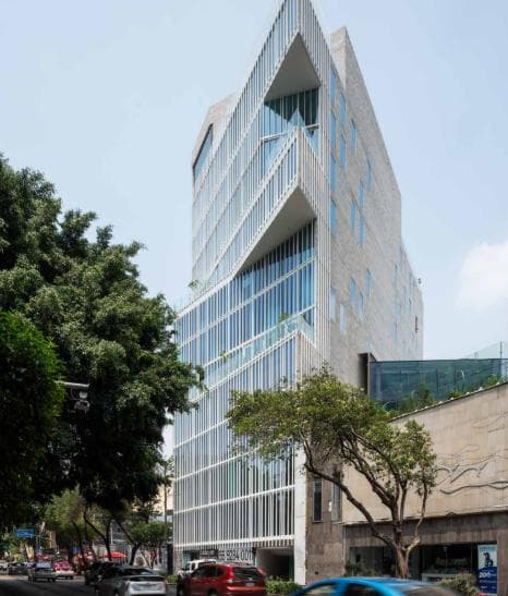 Office for sale in Condesa, with amenities and a rooftop garden