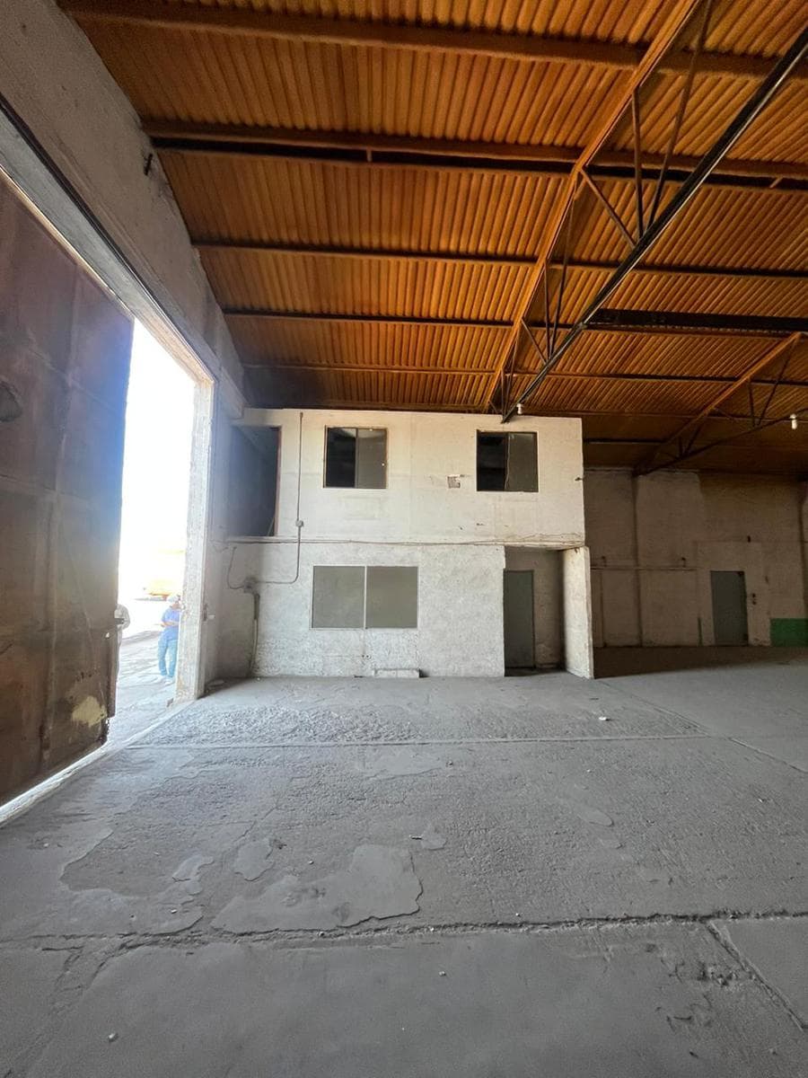 Warehouse for Rent in the South on Vildosola Blvd. (off to Guaymas)