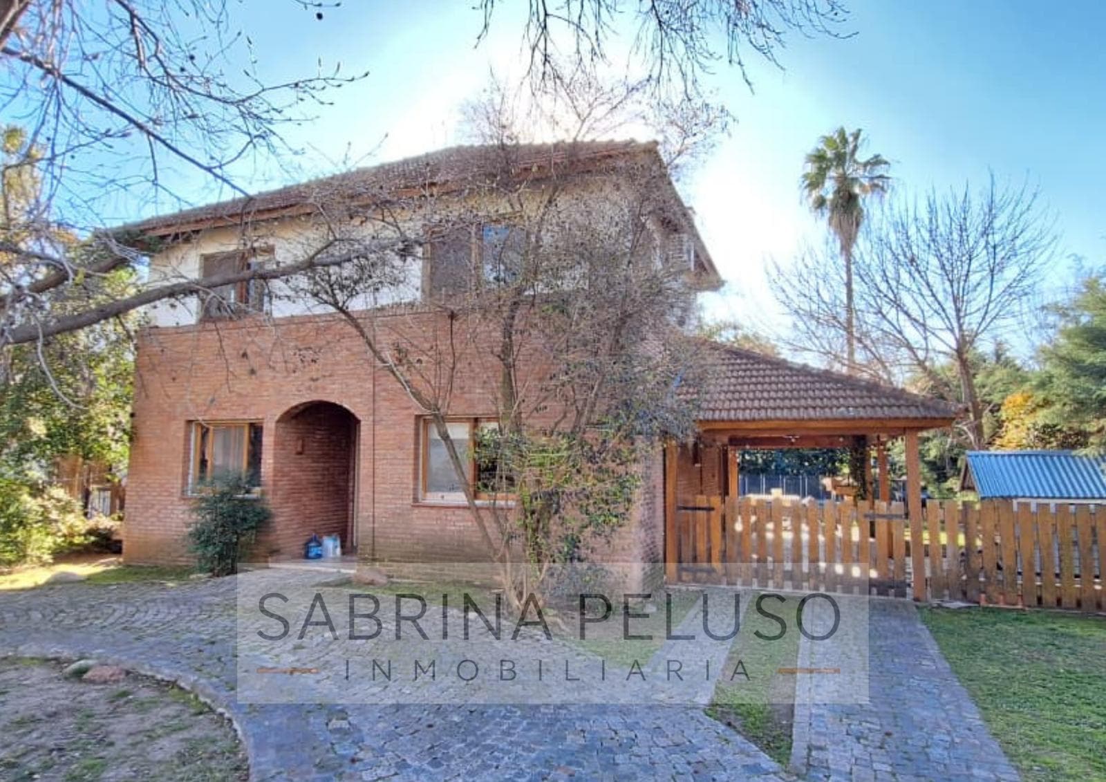 FOR SALE: House in the El Casco De Moreno Gated Community