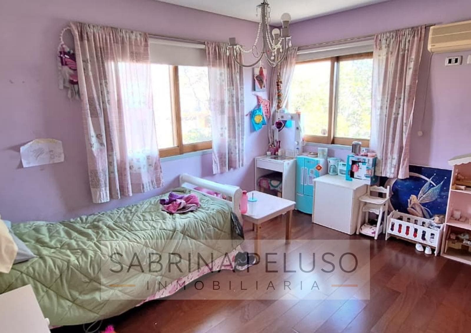 FOR SALE: House in the El Casco De Moreno Gated Community