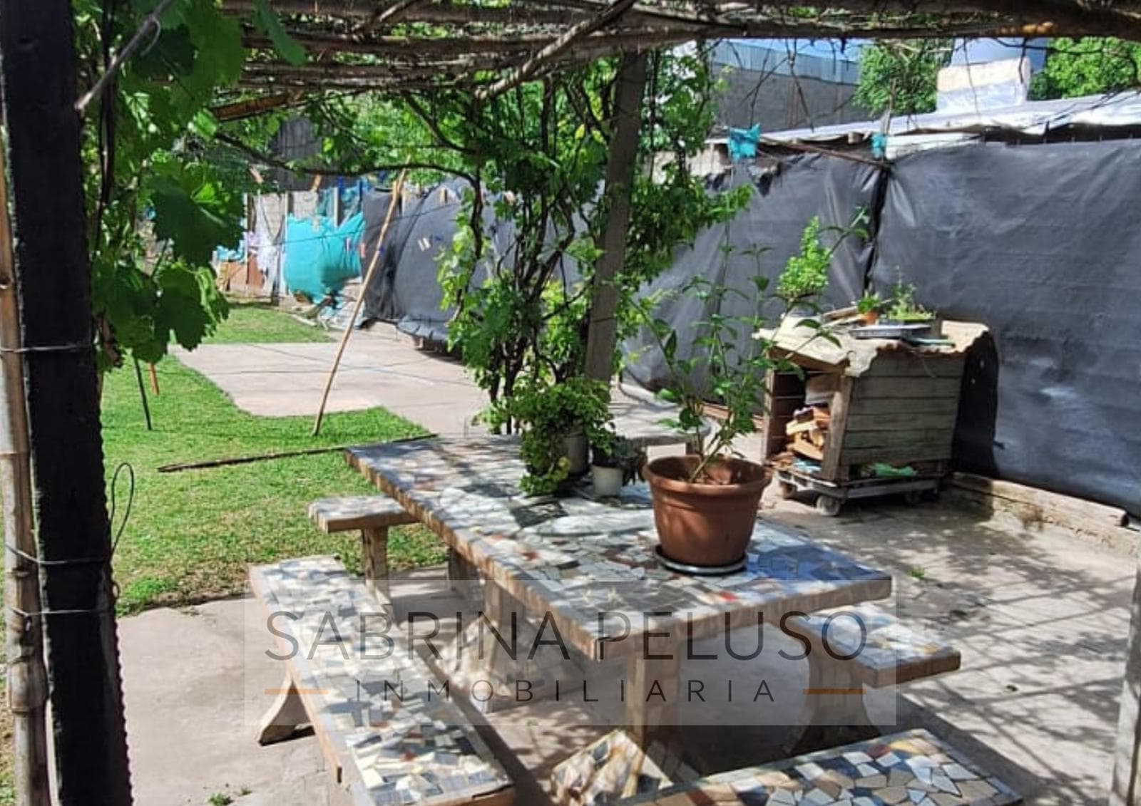 House FOR SALE in La Reja Colectora
