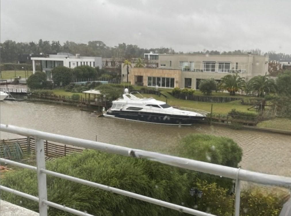 House by the River for Sale in El Yacht, Nordelta, Tigre