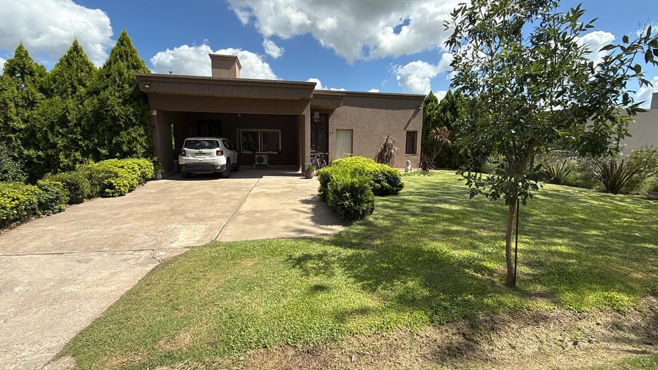 House for Sale in the Puerto Roldan Gated Community