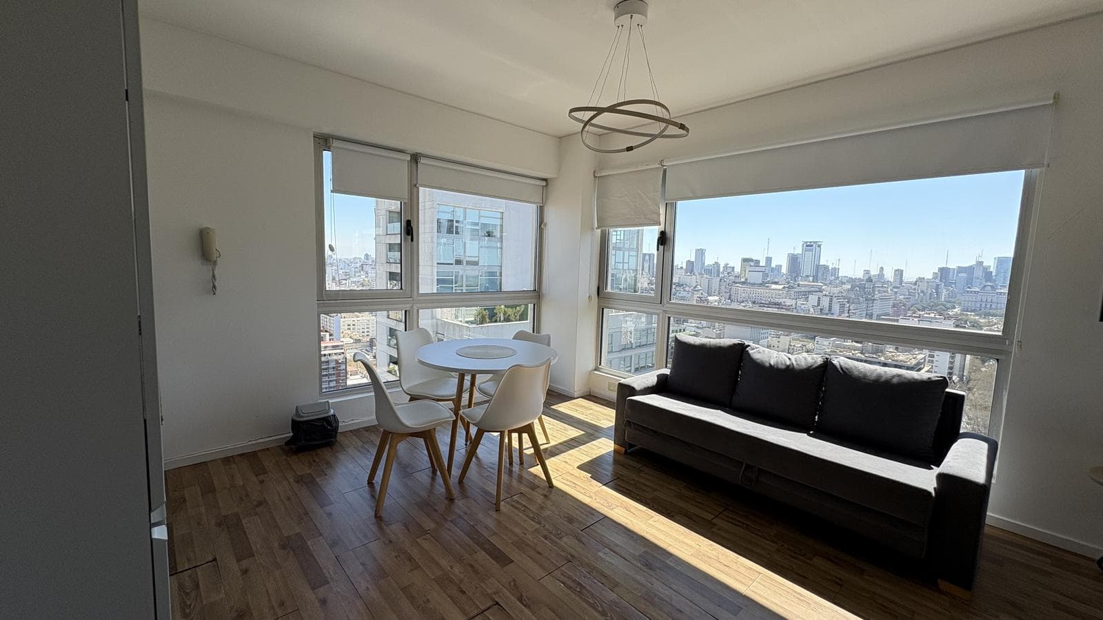 Studio Apartment for Sale in Puerto Madero, High Floor!!