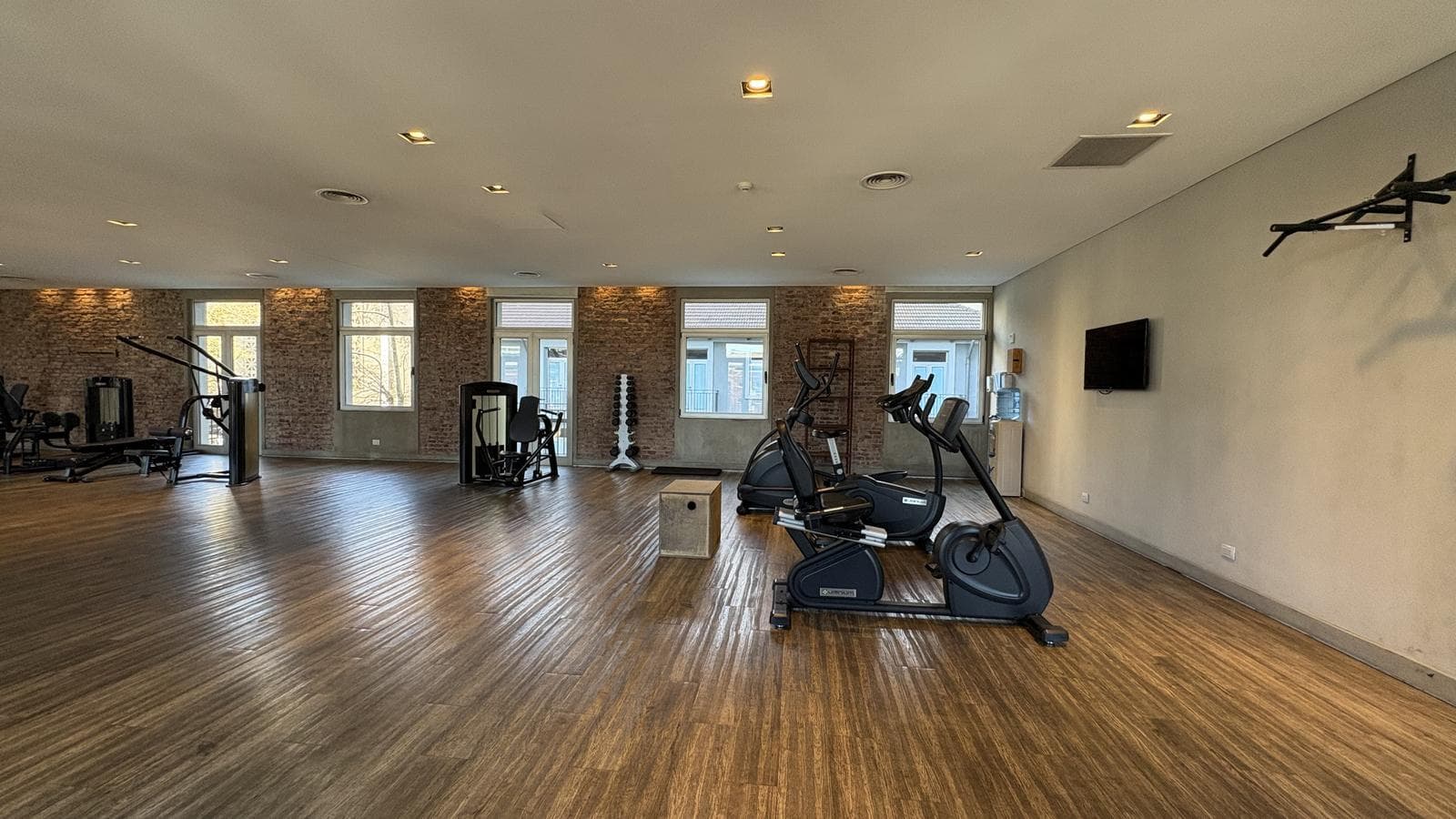Studio Apartment for Sale in Puerto Madero, High Floor!!