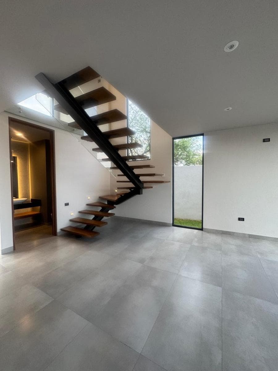 New house for sale in the northern part of León, Guanajuato, in the Lomas del Molino neighborhood