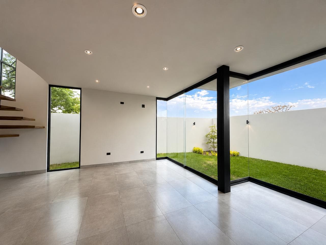New house for sale in the northern part of León, Guanajuato, in the Lomas del Molino neighborhood