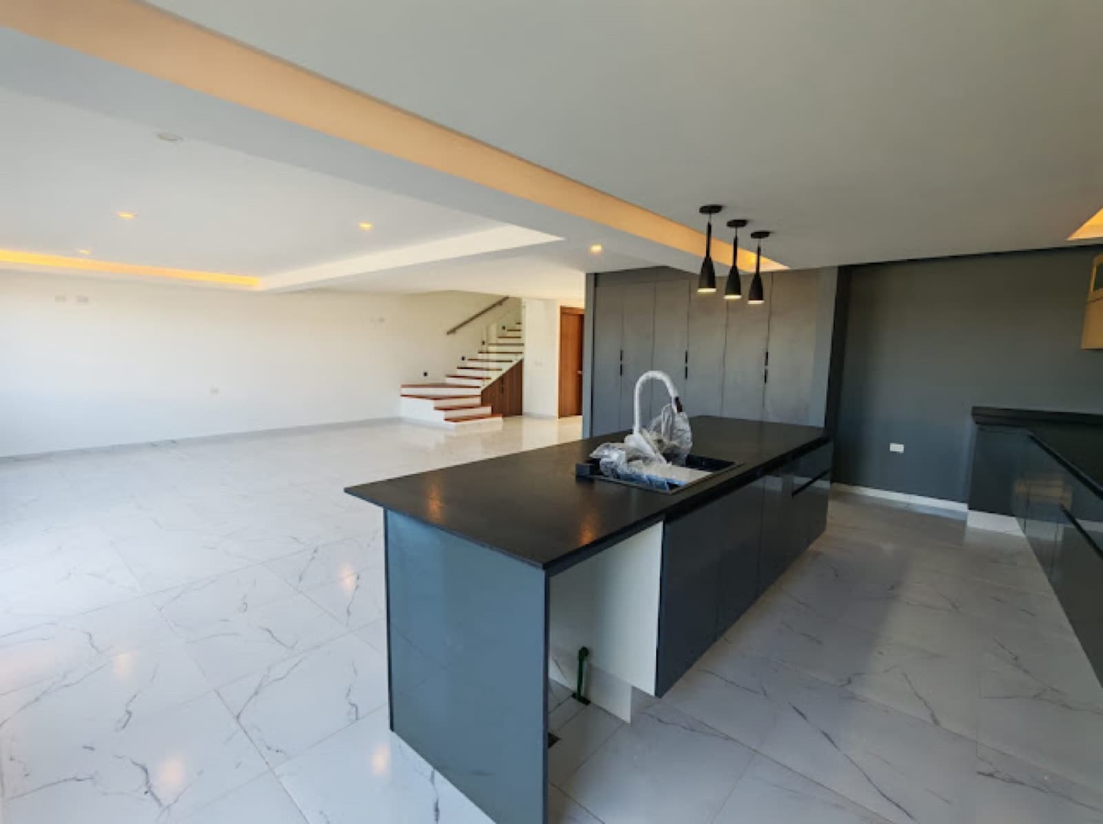 House - Lomas 2