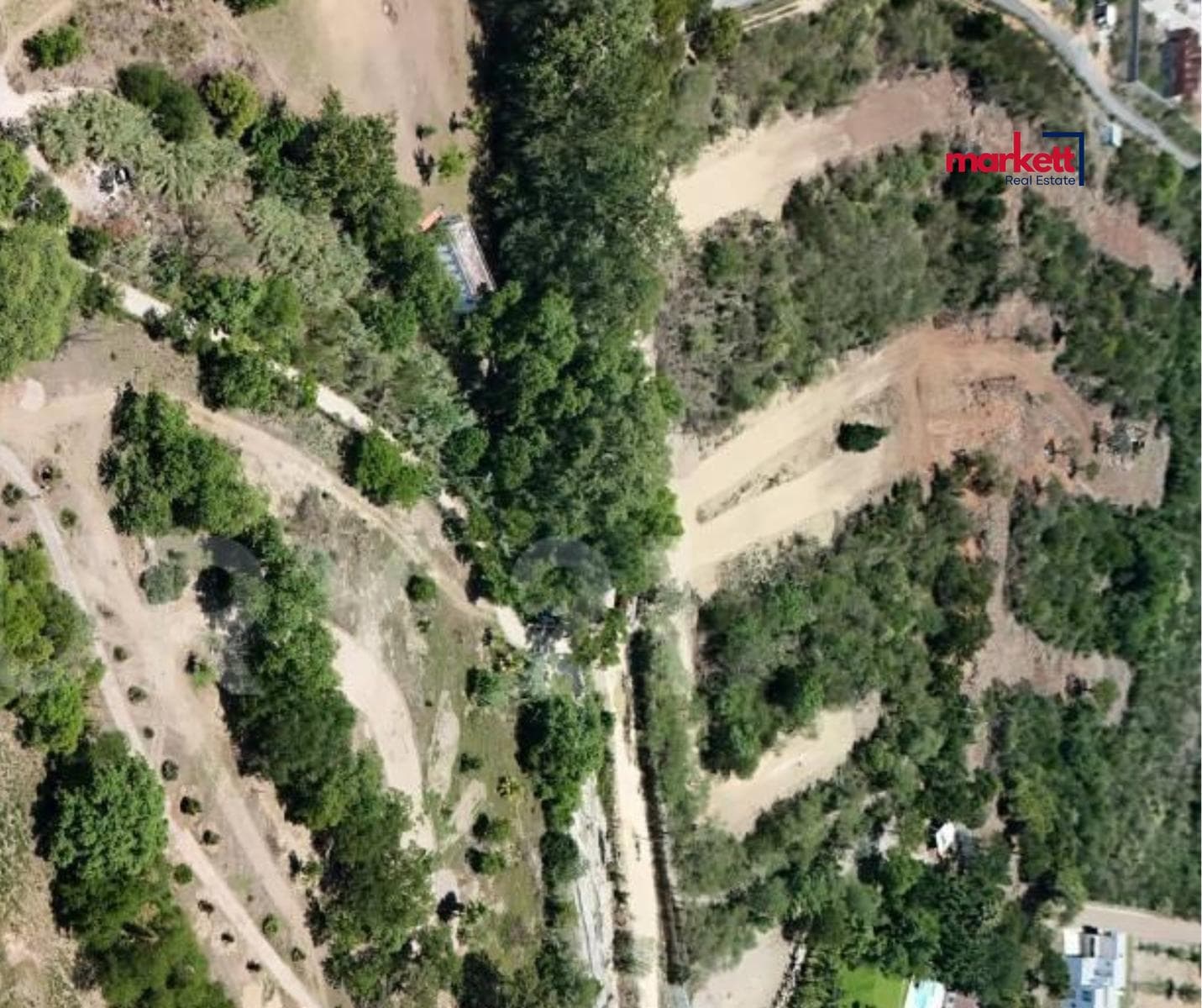 Residential lot for sale in the Yerbaniz area