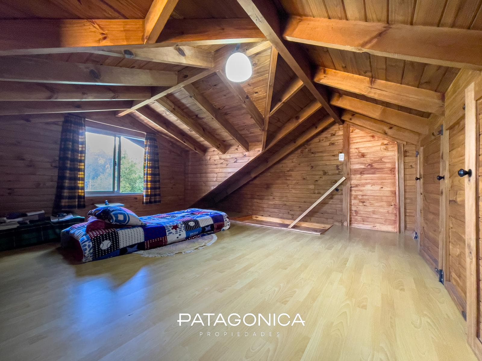 FOR SALE: 2 TINY HOUSES, 170 m² in the Norte Neighborhood, Villa La Angostura