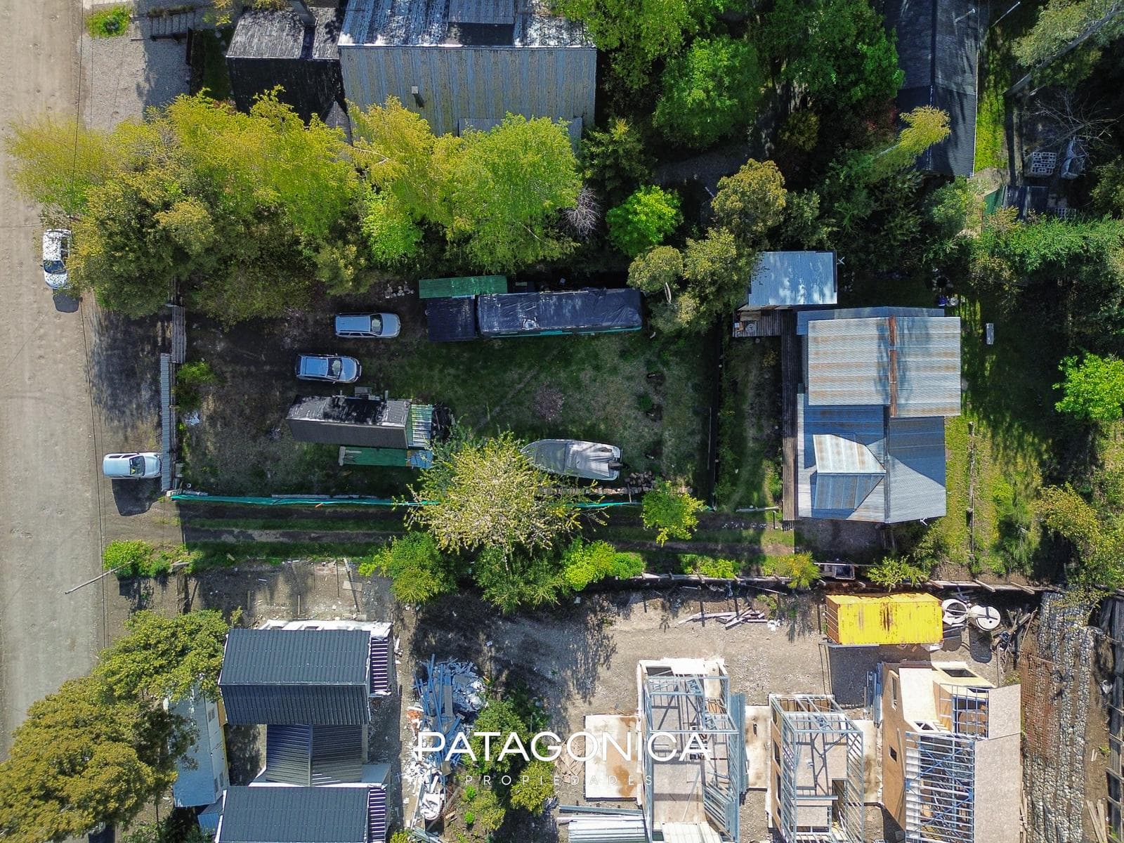 FOR SALE: 2 TINY HOUSES, 170 m² in the Norte Neighborhood, Villa La Angostura