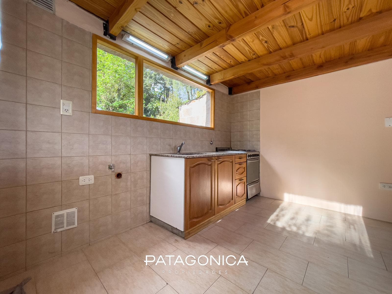 FOR SALE: 2 TINY HOUSES, 170 m² in the Norte Neighborhood, Villa La Angostura