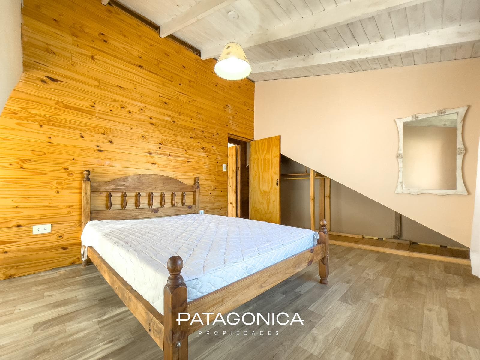 FOR SALE: 2 TINY HOUSES, 170 m² in the Norte Neighborhood, Villa La Angostura