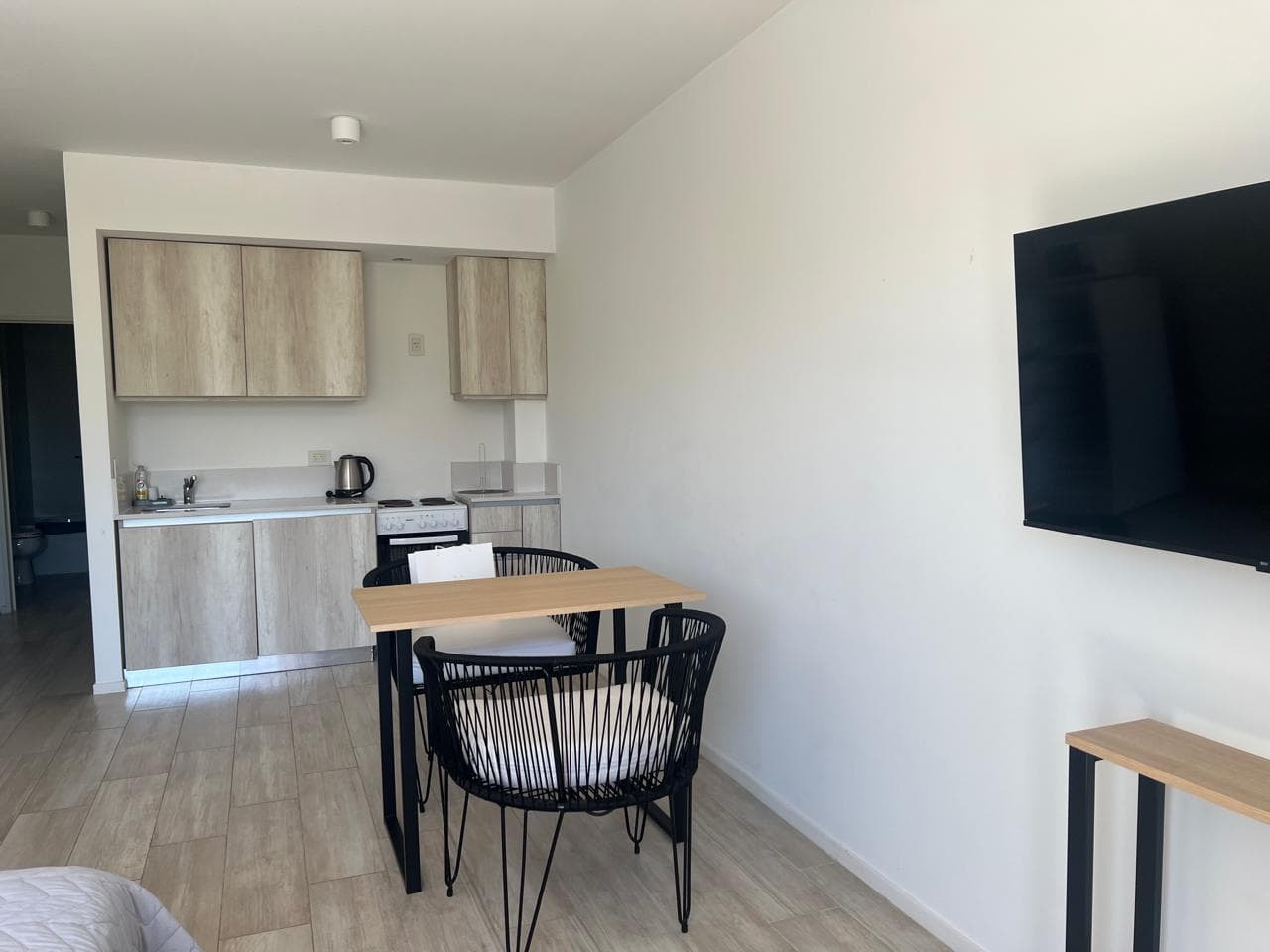 Impeccable furnished studio apartment—very BRIGHT—in a modern building