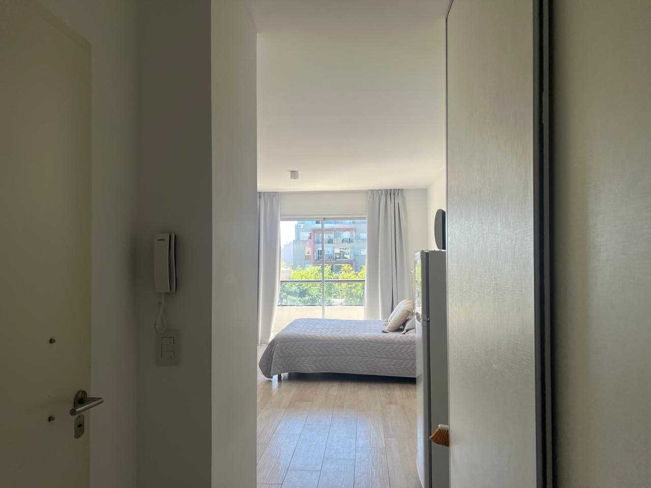 Impeccable furnished studio apartment—very BRIGHT—in a modern building