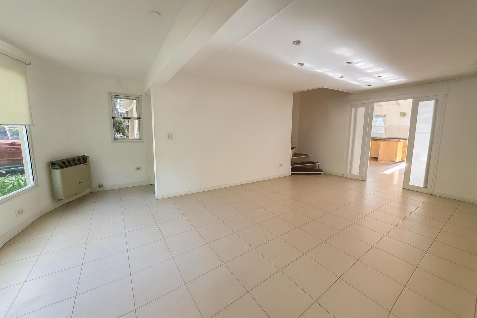 MORTGAGE-ELIGIBLE - 4-bedroom home for sale - in Maschwitz Privado