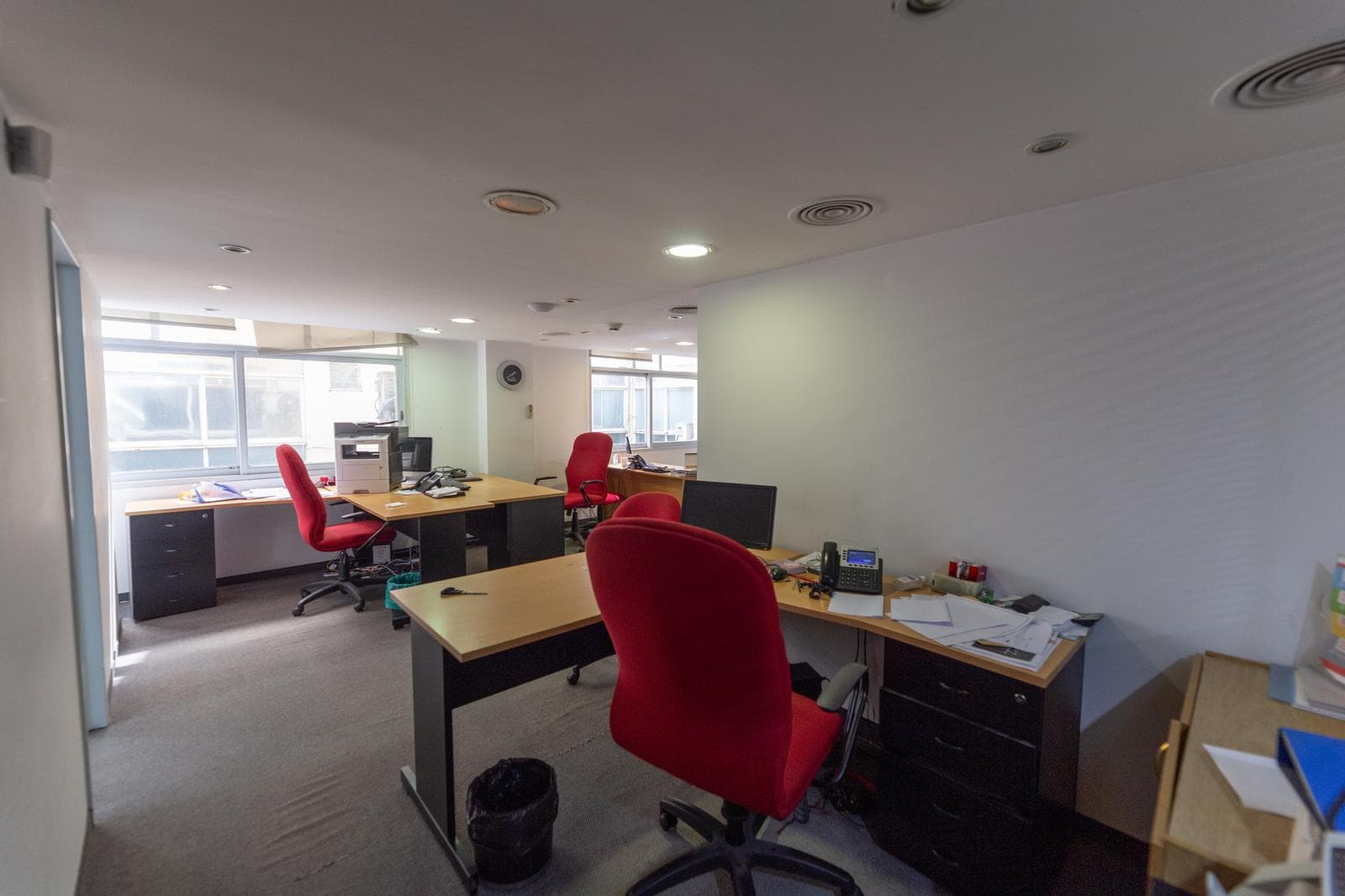800 Meters of Office Space for Sale - San Nicolas - WE ACCEPT TRADE-INS