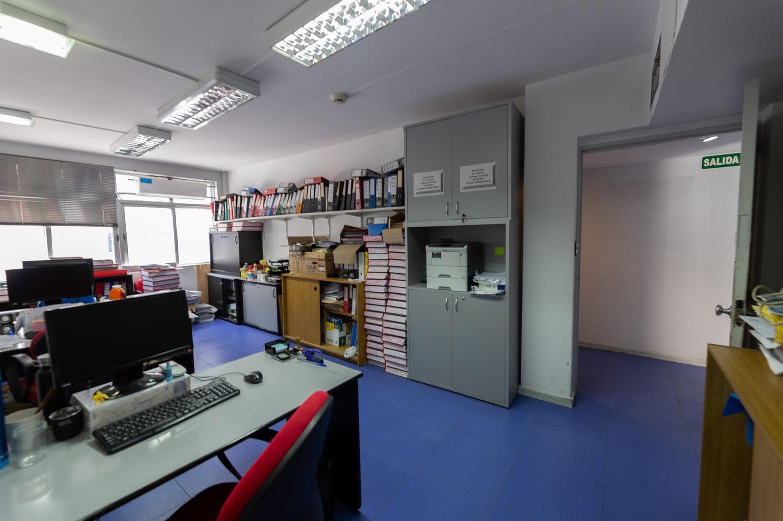 800 Meters of Office Space for Sale - San Nicolas - WE ACCEPT TRADE-INS