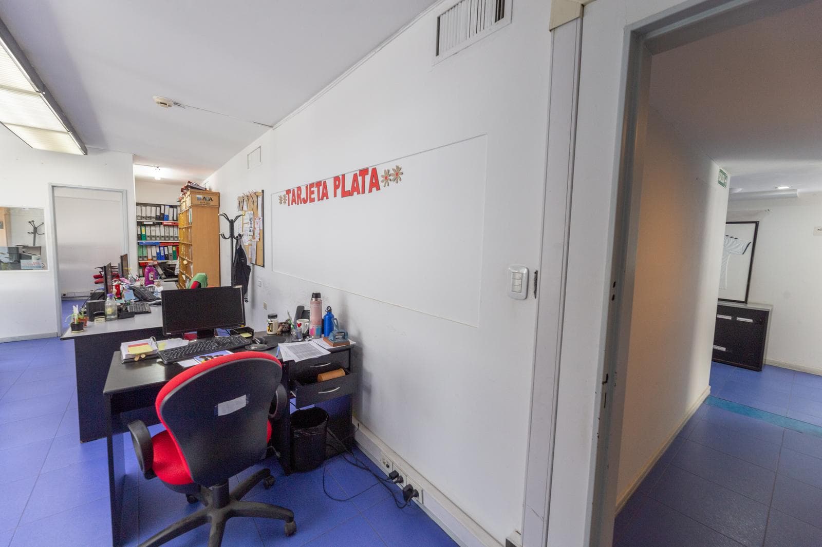 800 Meters of Office Space for Sale - San Nicolas - WE ACCEPT TRADE-INS